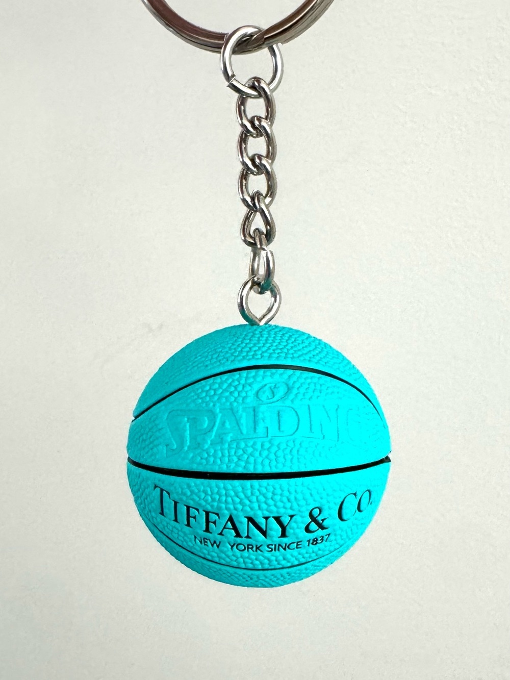 TiIFFANY & CO. x SPAULDING Collab Blue Mini Basketball Keychain Bag Charm Rare